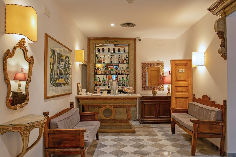 Hotel Machiavelli Palace — Restaurant & bars in Florence, Tuscany