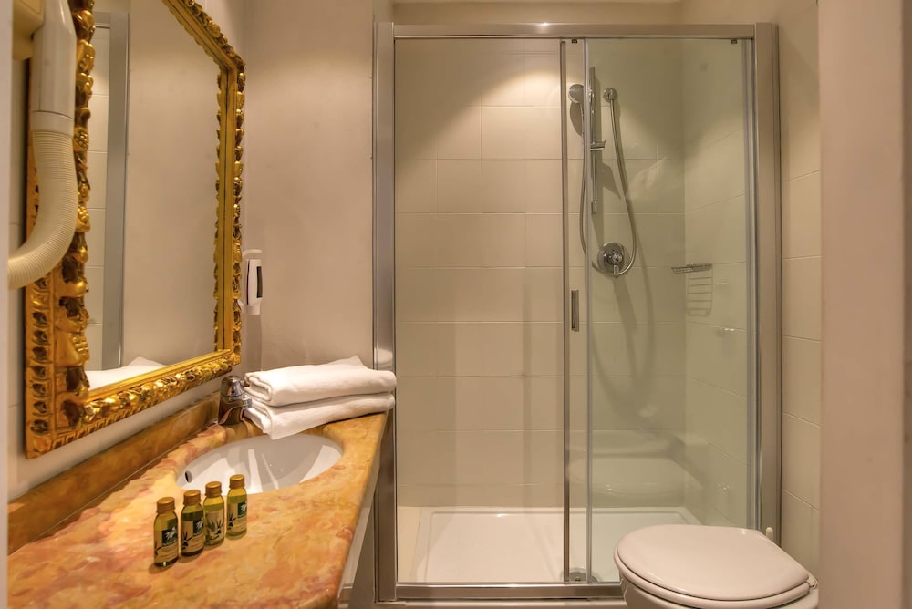 Hotel Machiavelli Palace — Hotel rooms in Florence, Tuscany