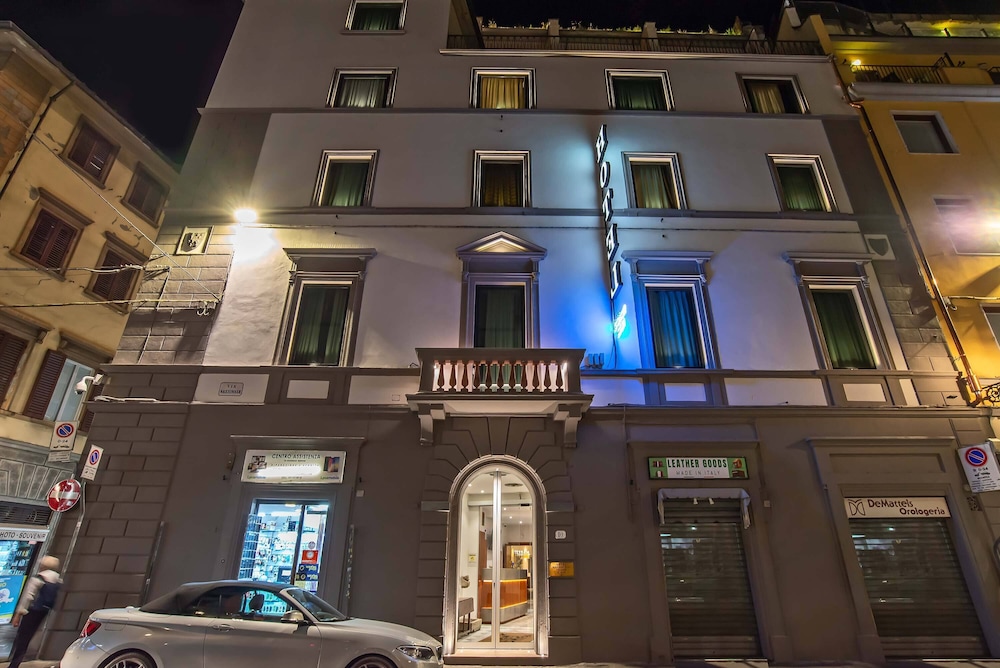 Hotel Machiavelli Palace — Hotel building in Florence, Tuscany