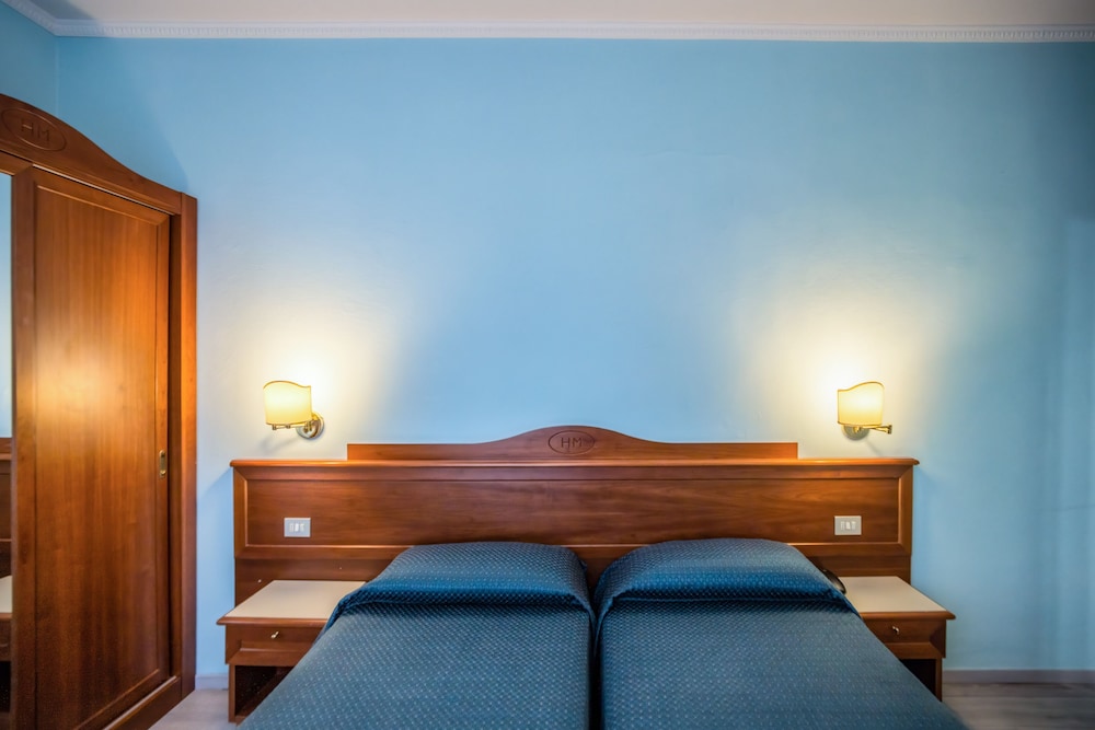 Hotel Martelli — Hotel rooms in Florence, Tuscany
