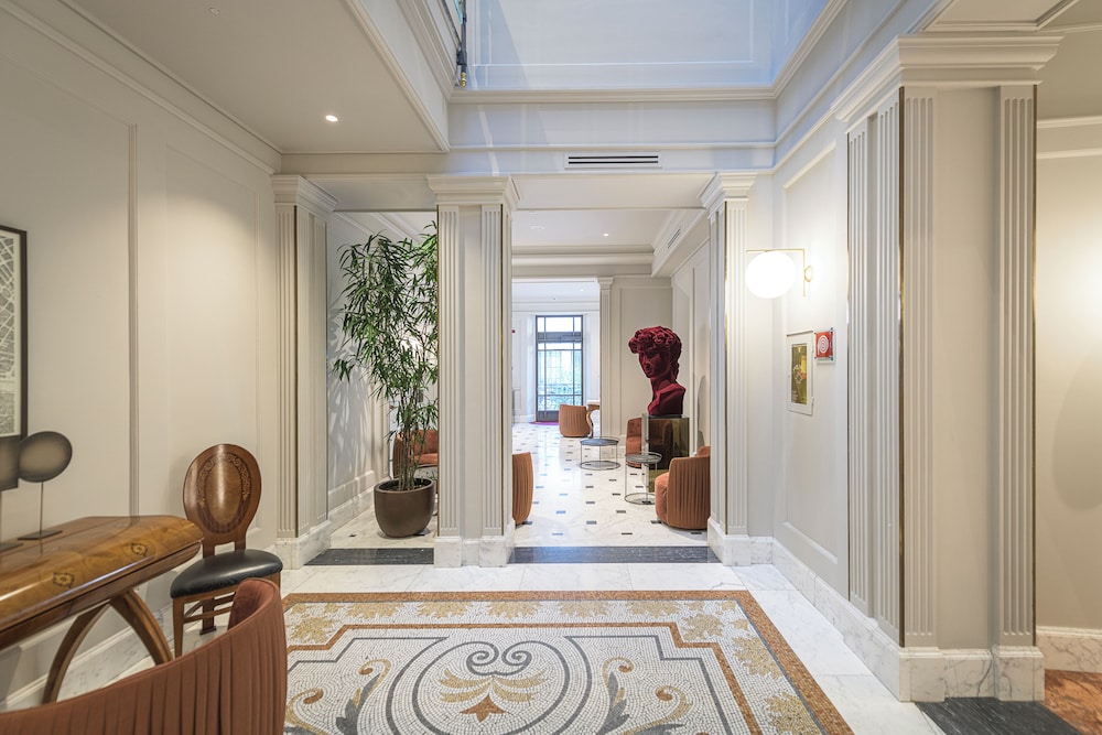 Palazzo Montebello — Hotel building in Florence, Tuscany