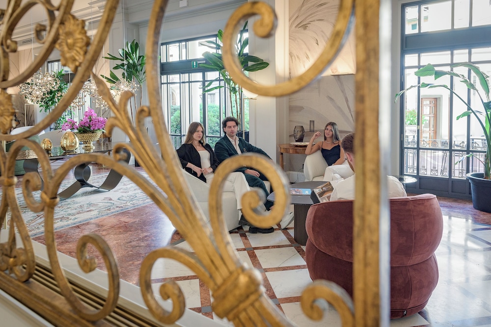 Palazzo Montebello — Hotel building in Florence, Tuscany