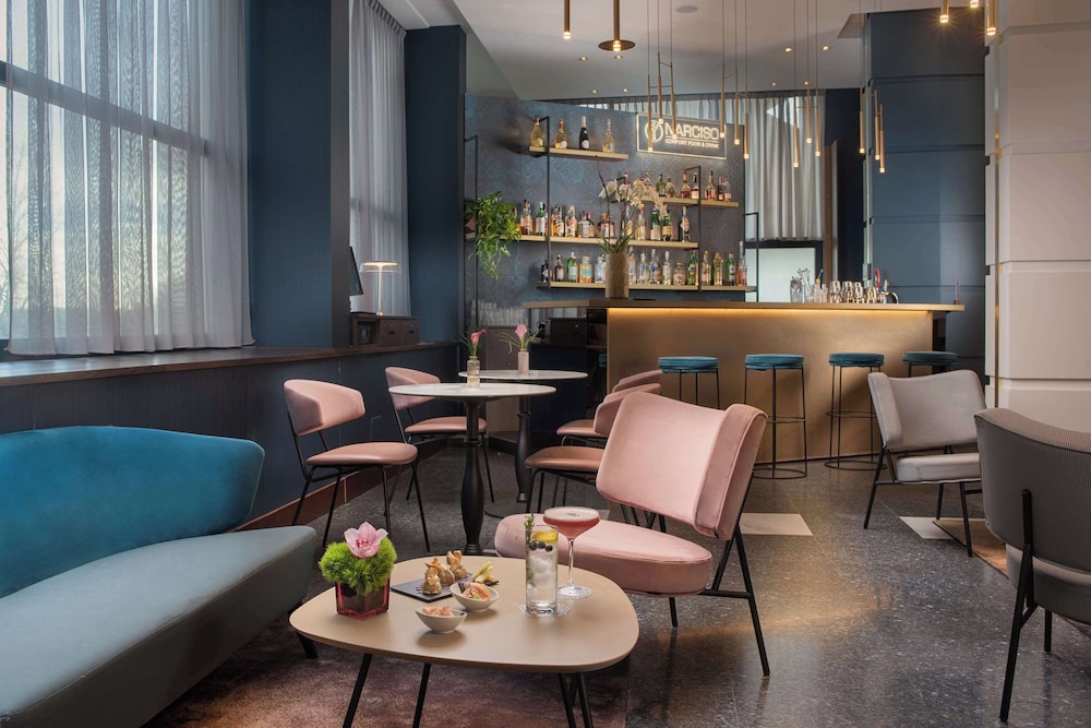 NH Firenze — Restaurant & bars in Florence, Tuscany