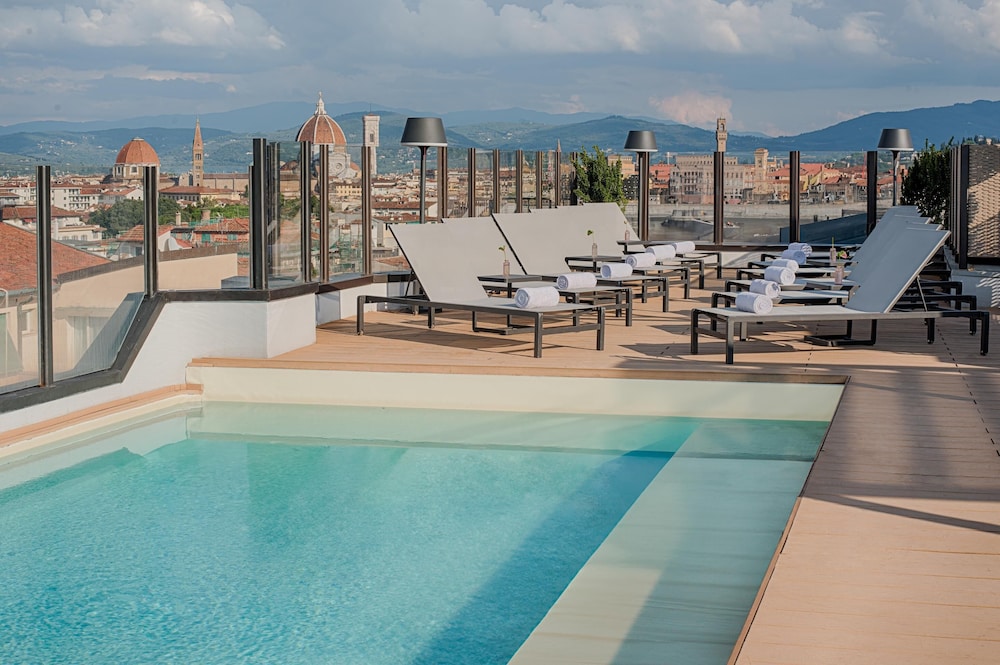 NH Firenze — Main photo in Florence, Tuscany
