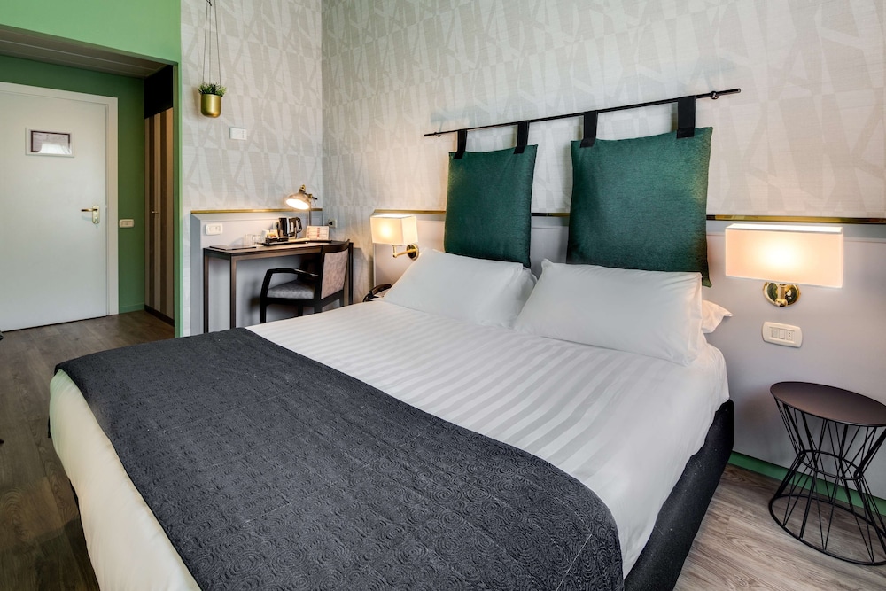 Best Western Plus CHC Florence — Hotel rooms in Florence, Tuscany