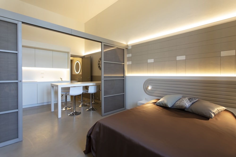Palazzo dei Ciompi Suites — Hotel rooms in Florence, Tuscany