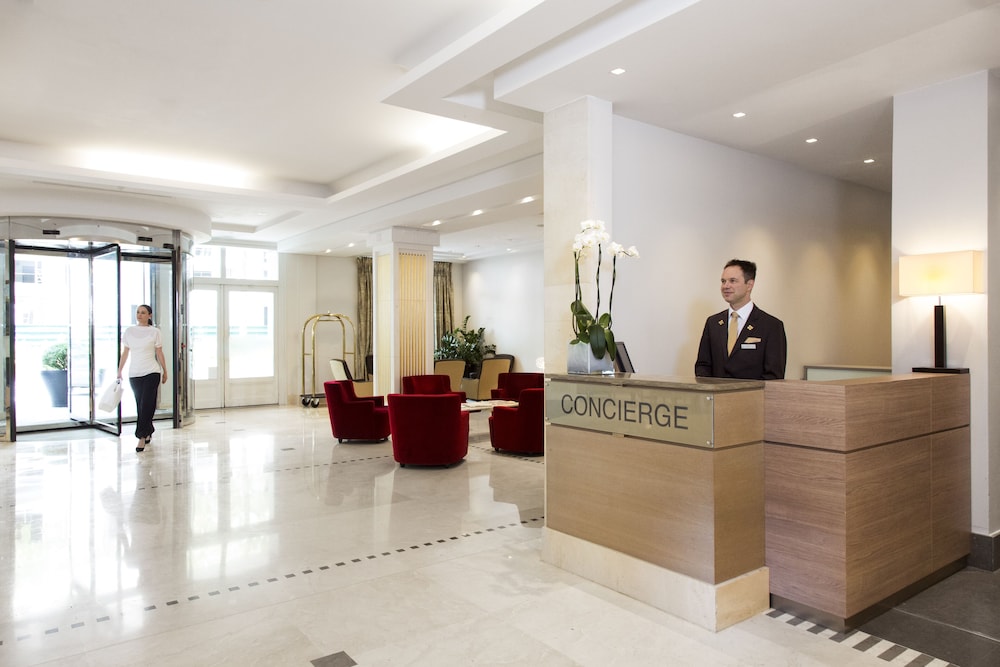 Relais Spa Val d'Europe — Hotel building in Disneyland Paris, Ile-de-France