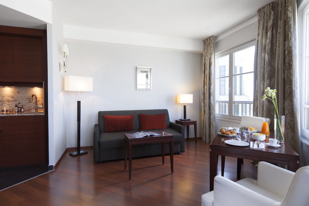 Relais Spa Val d'Europe — Hotel rooms in Disneyland Paris, Ile-de-France