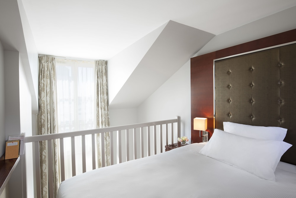 Relais Spa Val d'Europe — Hotel rooms in Disneyland Paris, Ile-de-France