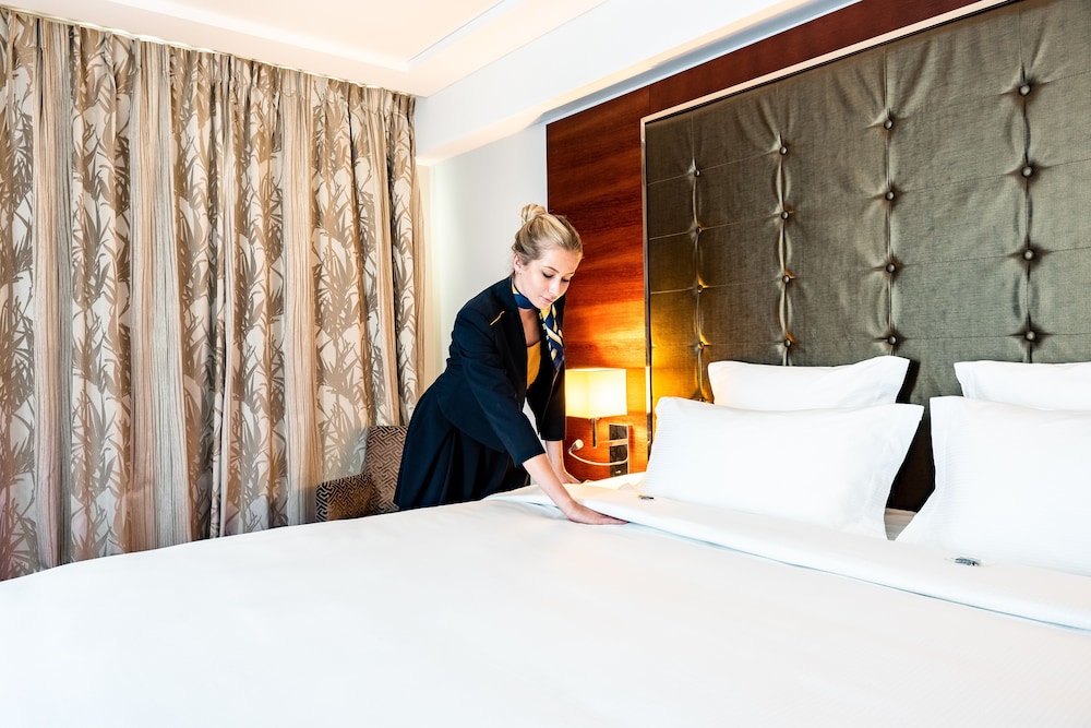 Relais Spa Val d'Europe — Hotel rooms in Disneyland Paris, Ile-de-France