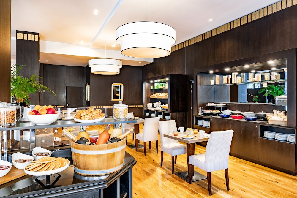 Relais Spa Val d'Europe — Restaurant & bars in Disneyland Paris, Ile-de-France