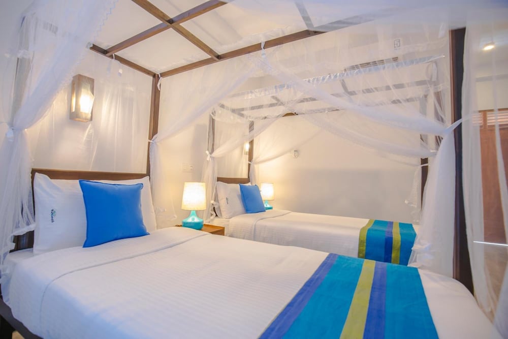 Wavelength — Hotel rooms in Mirissa