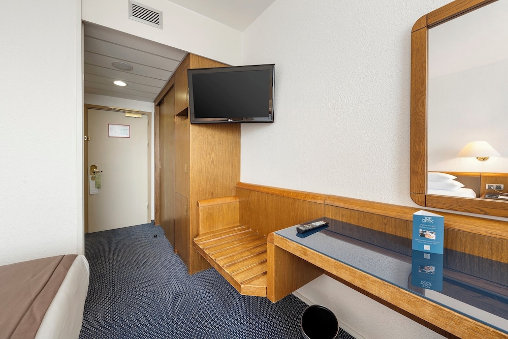 Panorama by Verdi Hotels — Rooms in Prague, Prague