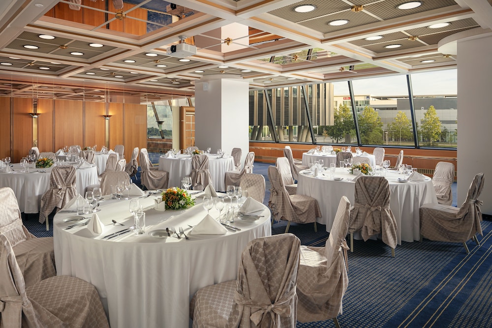 Panorama by Verdi Hotels — Shared spaces in Prague, Prague
