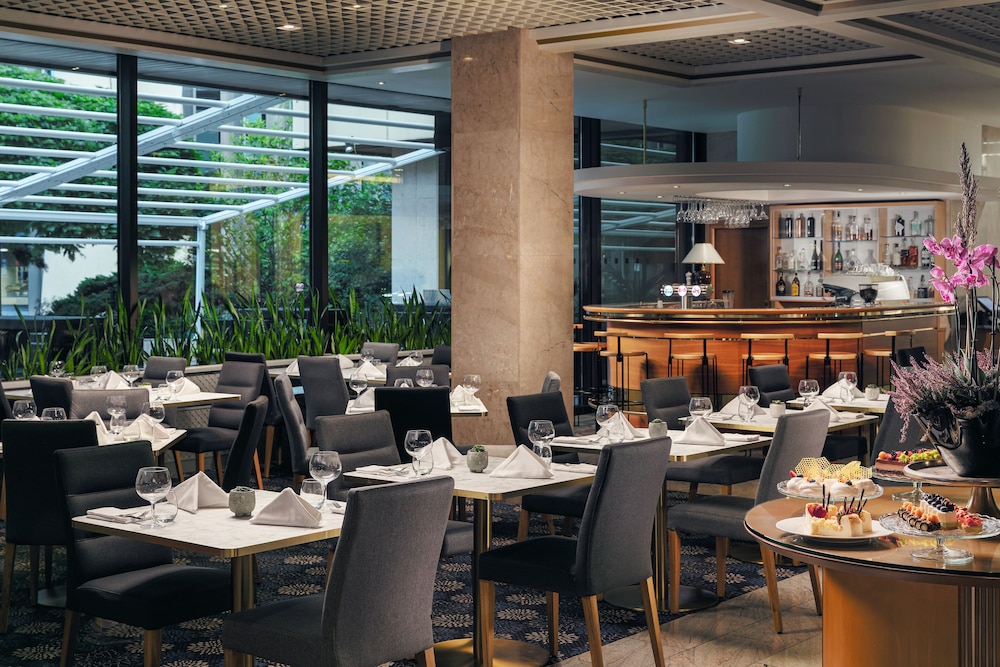 Panorama by Verdi Hotels — Restaurant in Prague, Prague