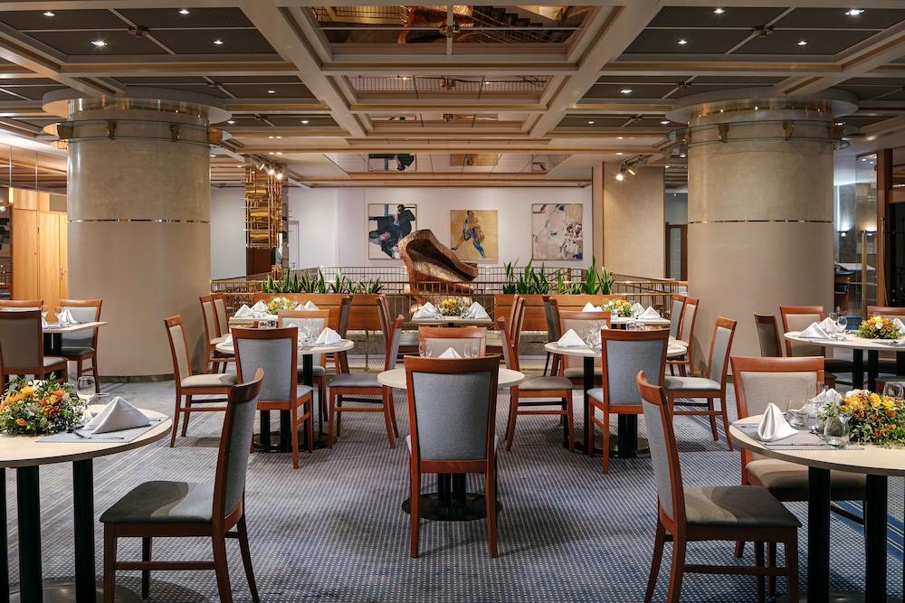 Panorama by Verdi Hotels — Restaurant in Prague, Prague