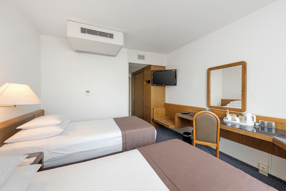 Panorama by Verdi Hotels — Rooms in Prague, Prague