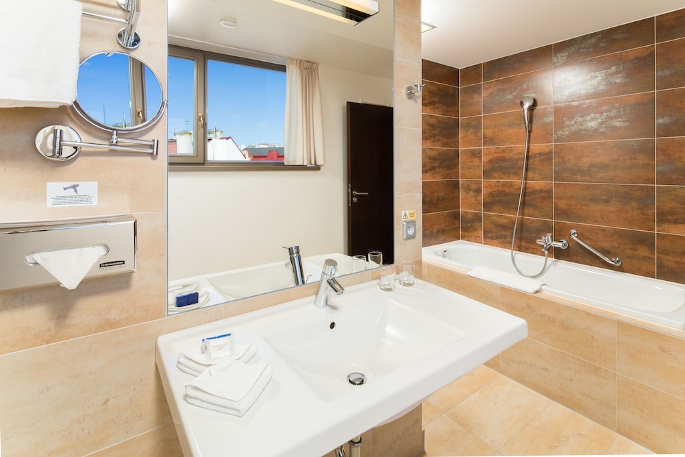 Hermitage Hotel Prague — Hotel rooms in Prague, Prague