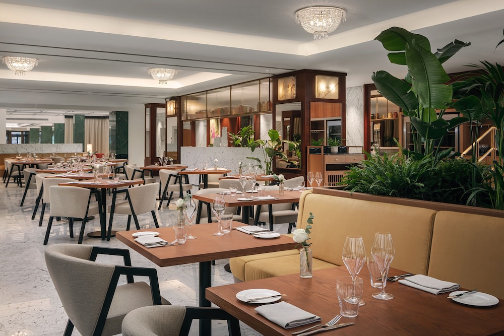 Almanac X Alcron Prague — Restaurant & bars in Prague, Prague