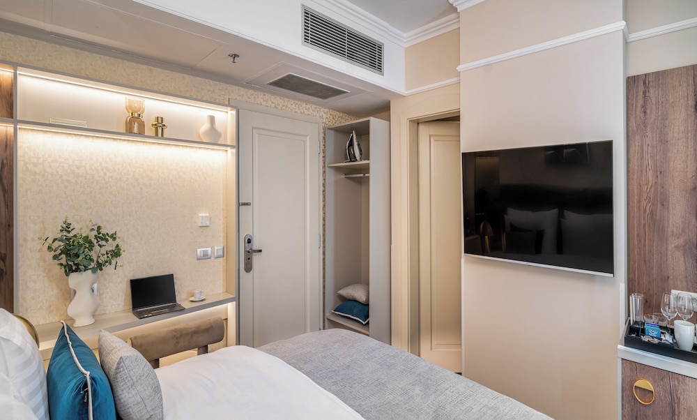 Maestro by Adrez — Hotel rooms in Prague, Prague