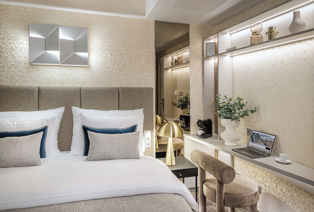 Maestro by Adrez — Hotel rooms in Prague, Prague