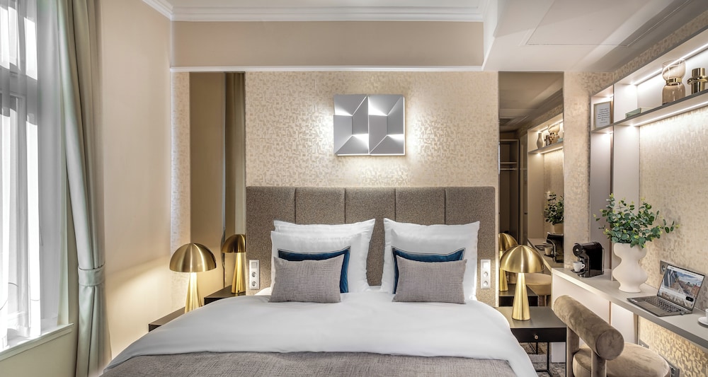 Maestro by Adrez — Hotel rooms in Prague, Prague