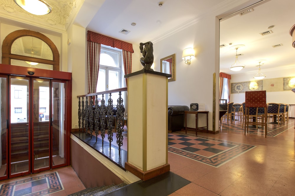 Hotel Tivoli Prague — Hotel building in Prague, Prague