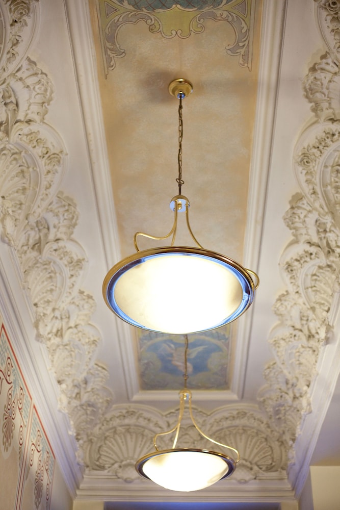 Hotel Tivoli Prague — Hotel building in Prague, Prague