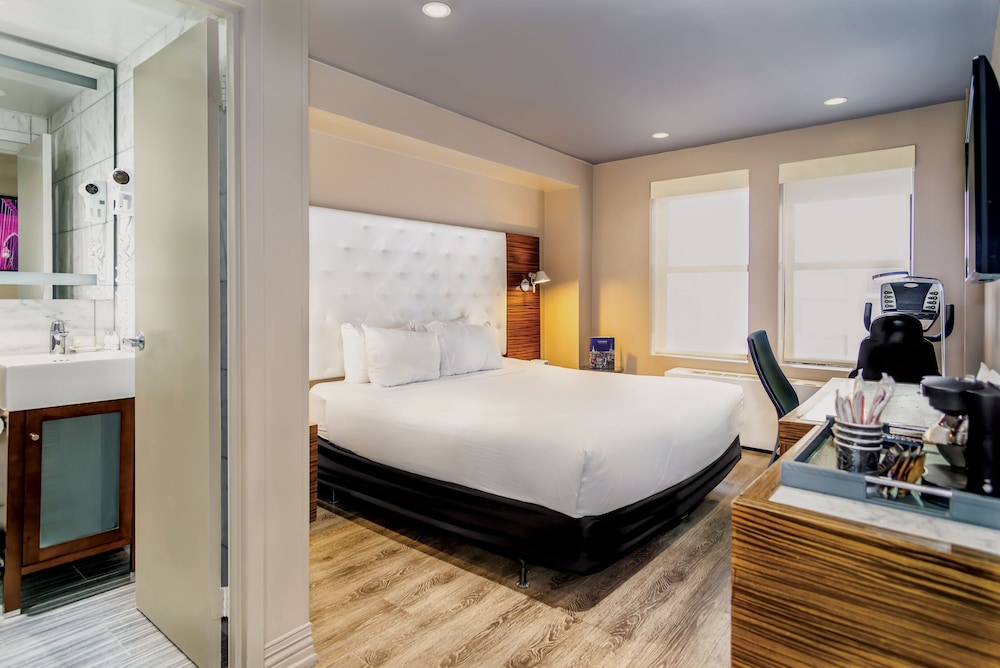 The Gallivant Times Square — Hotel rooms in New York City, New York State