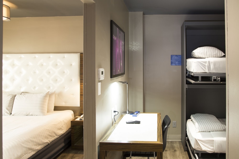 The Gallivant Times Square — Hotel rooms in New York City, New York State