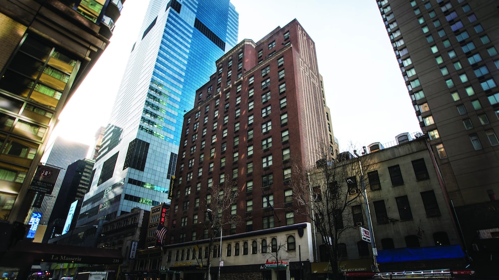 The Gallivant Times Square — Hotel building in New York City, New York State
