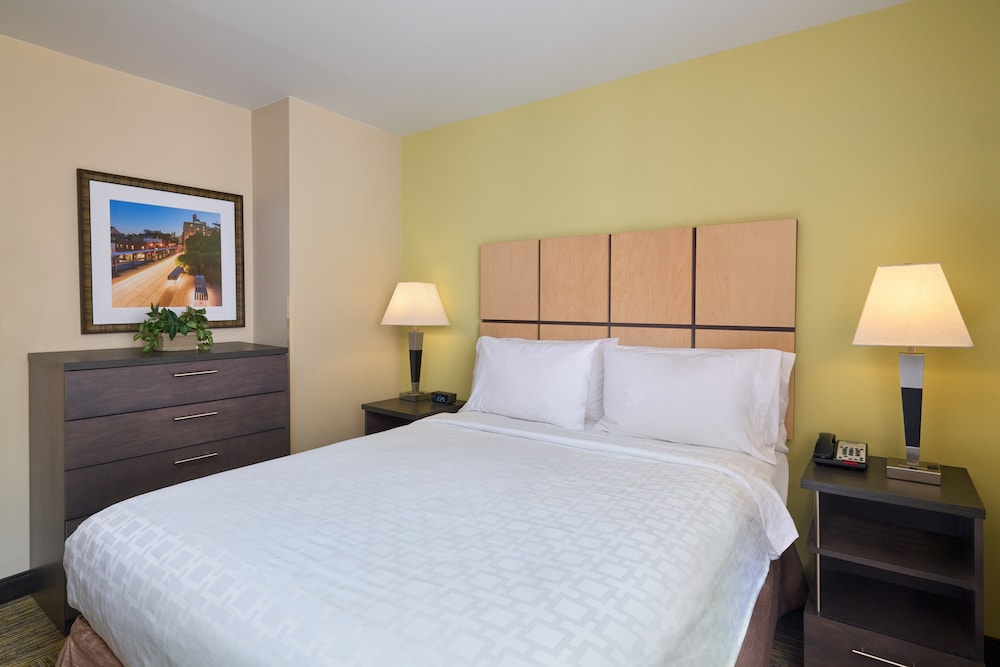 Candlewood Suites New York City-Times Square by IHG — Hotel rooms in New York City, New York State