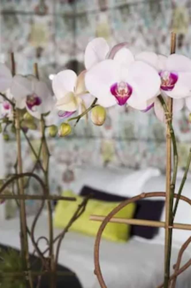 Dream Midtown, by Hyatt — Hotel rooms in New York City, New York State