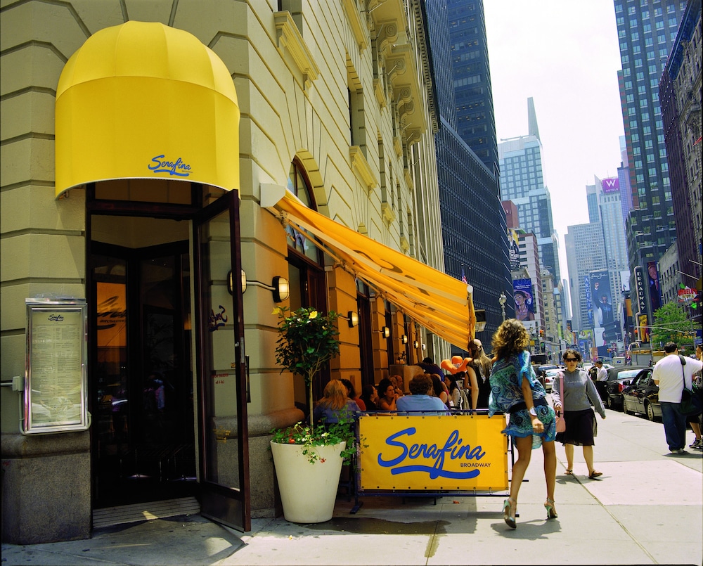 Dream Midtown, by Hyatt — Restaurant & bars in New York City, New York State