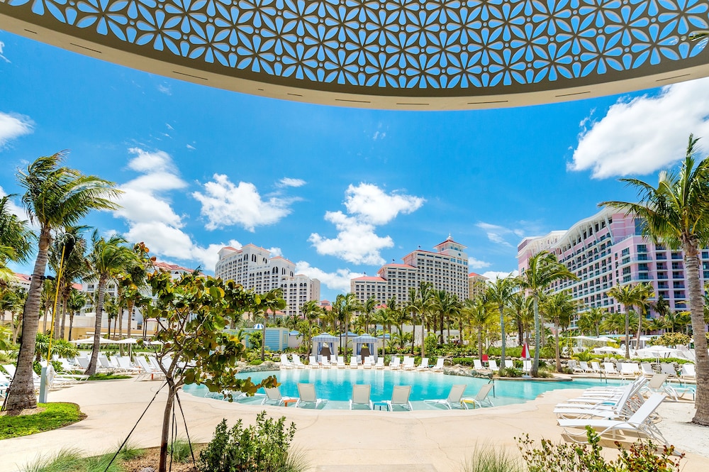 Grand Hyatt Baha Mar — Swimming pool in Nassau, New Providence