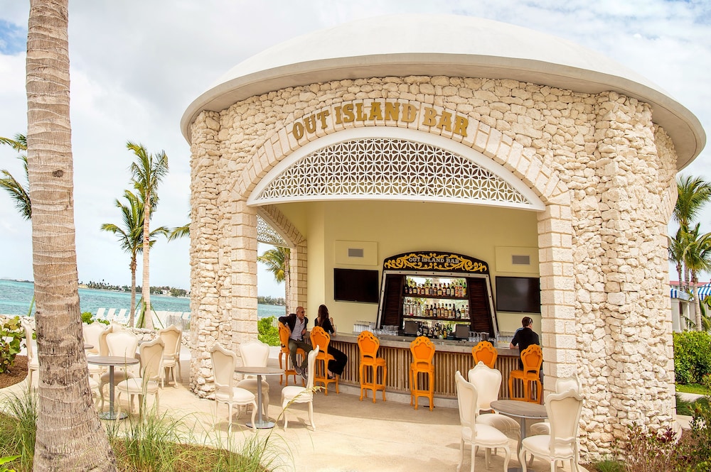 Grand Hyatt Baha Mar — Restaurant & bars in Nassau, New Providence