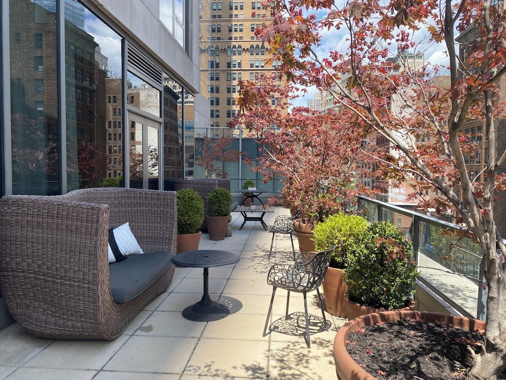 Kimpton Hotel Eventi by IHG — Hotel building in New York City, New York State