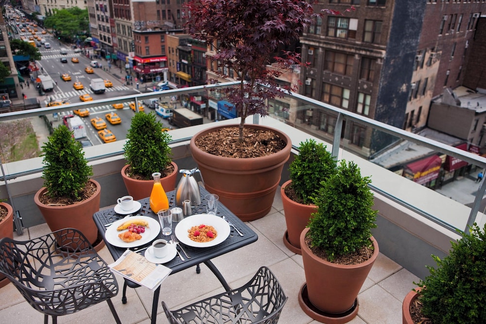 Kimpton Hotel Eventi by IHG — Hotel rooms in New York City, New York State