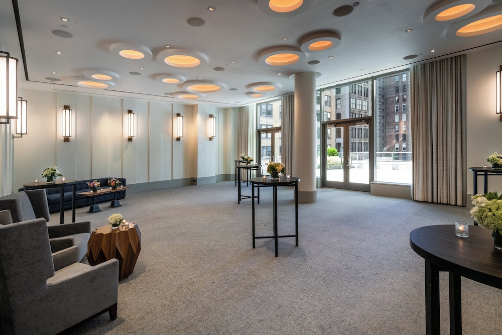 Kimpton Hotel Eventi by IHG — Restaurant & bars in New York City, New York State
