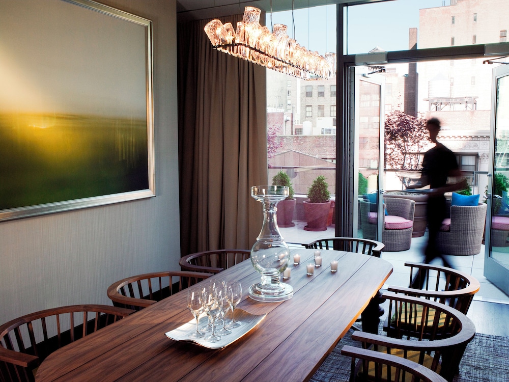 Kimpton Hotel Eventi by IHG — Restaurant & bars in New York City, New York State