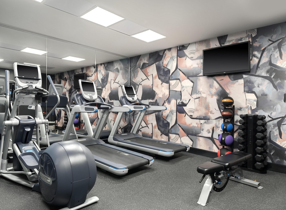 Hilton New York Fashion District — Sports & recreation in New York City, New York State