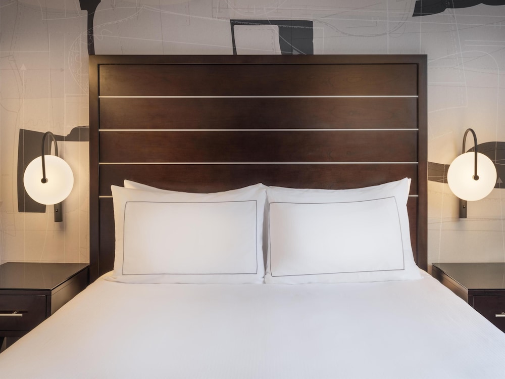 Hilton New York Fashion District — Hotel rooms in New York City, New York State