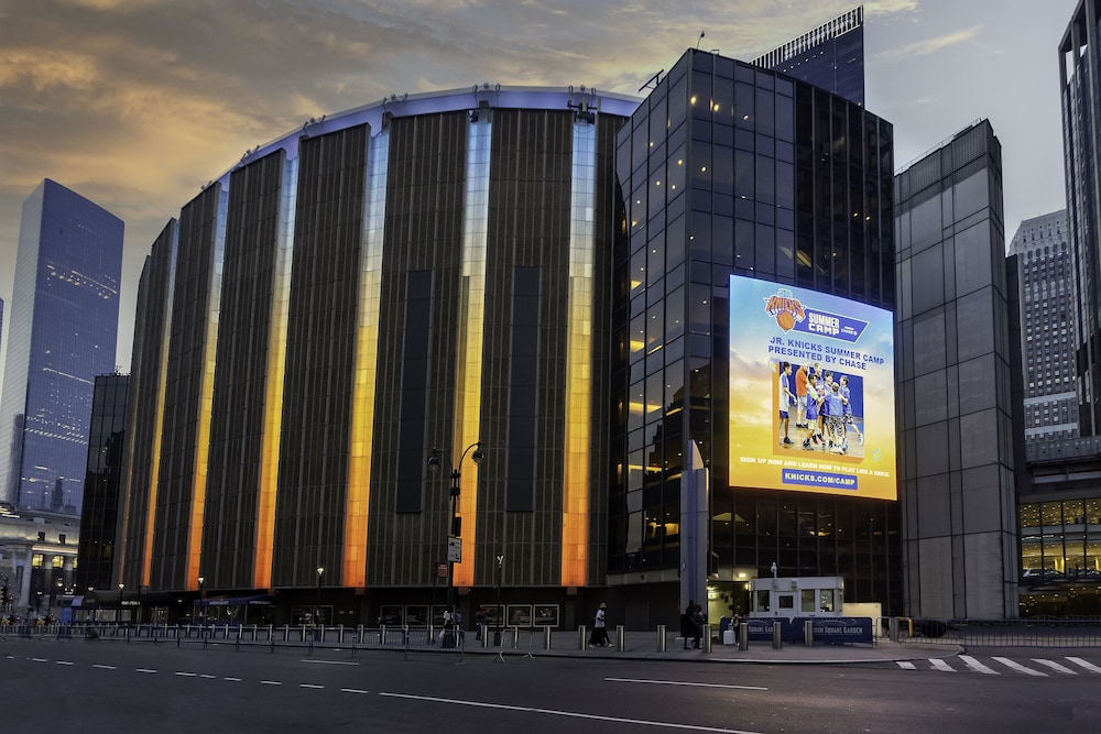 Hilton New York Fashion District — Attractions in the area in New York City, New York State