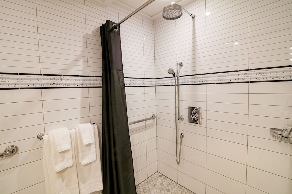 The Evelyn Hotel — Hotel rooms in New York City, New York State