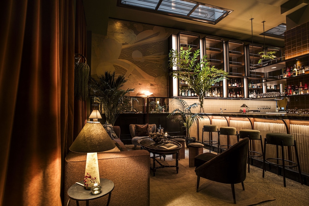 The Evelyn Hotel — Restaurant & bars in New York City, New York State