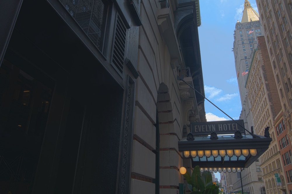 The Evelyn Hotel — Hotel building in New York City, New York State