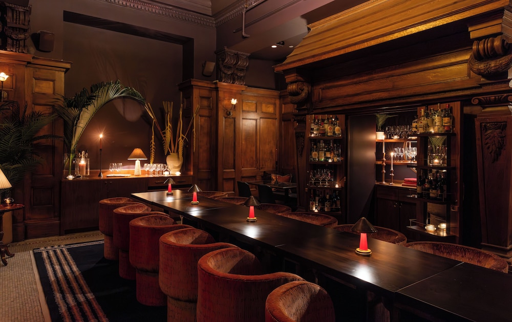 The Evelyn Hotel — Restaurant & bars in New York City, New York State