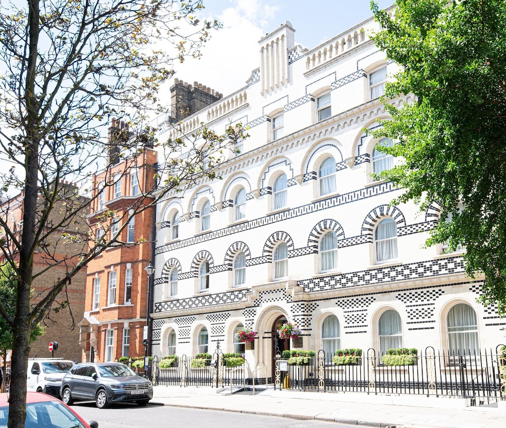 Gem Langham Court Hotel