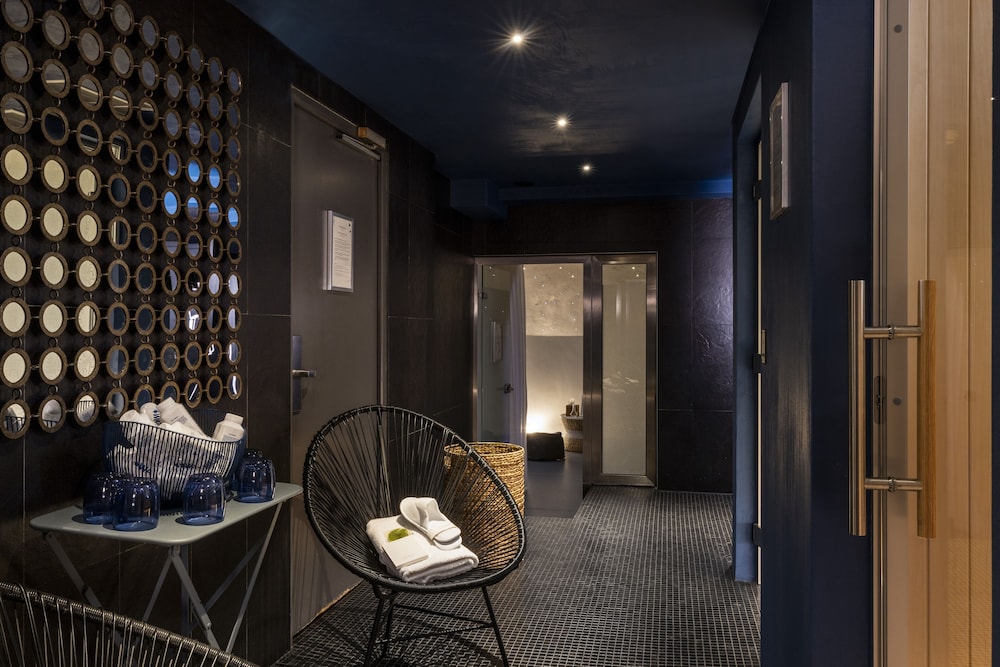 Hotel Mademoiselle — Spa in Paris, Ile-de-France