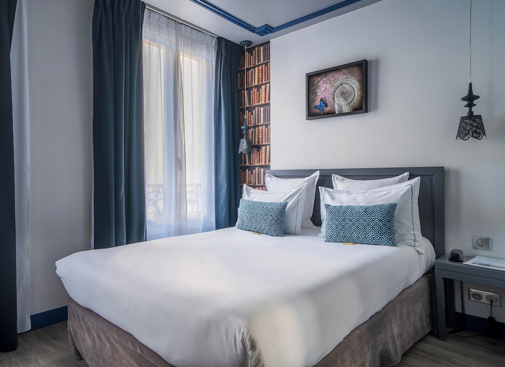 Hotel Mademoiselle — Hotel rooms in Paris, Ile-de-France